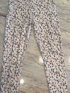 Leopard Print Active Leggings in Cream and Tan Bally fitness size large